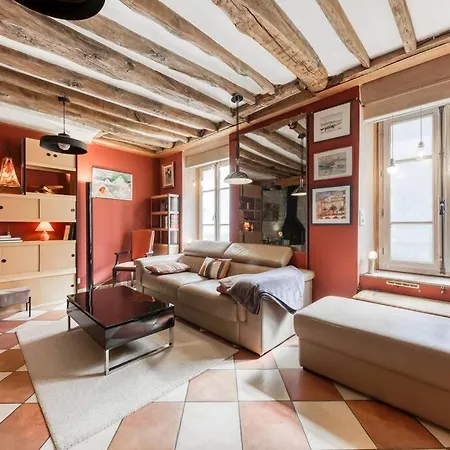 Apartment De Caractere Avec Jardinet Privatif A 1 Min Metro 1, Paris, Disneyland Vincennes